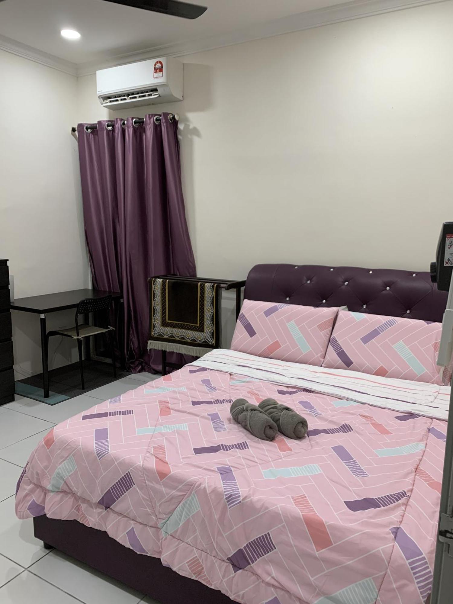 Rosevilla Homestay - 3R2B Fully Aircond Wifi Bandar Puncak Alam Luaran gambar