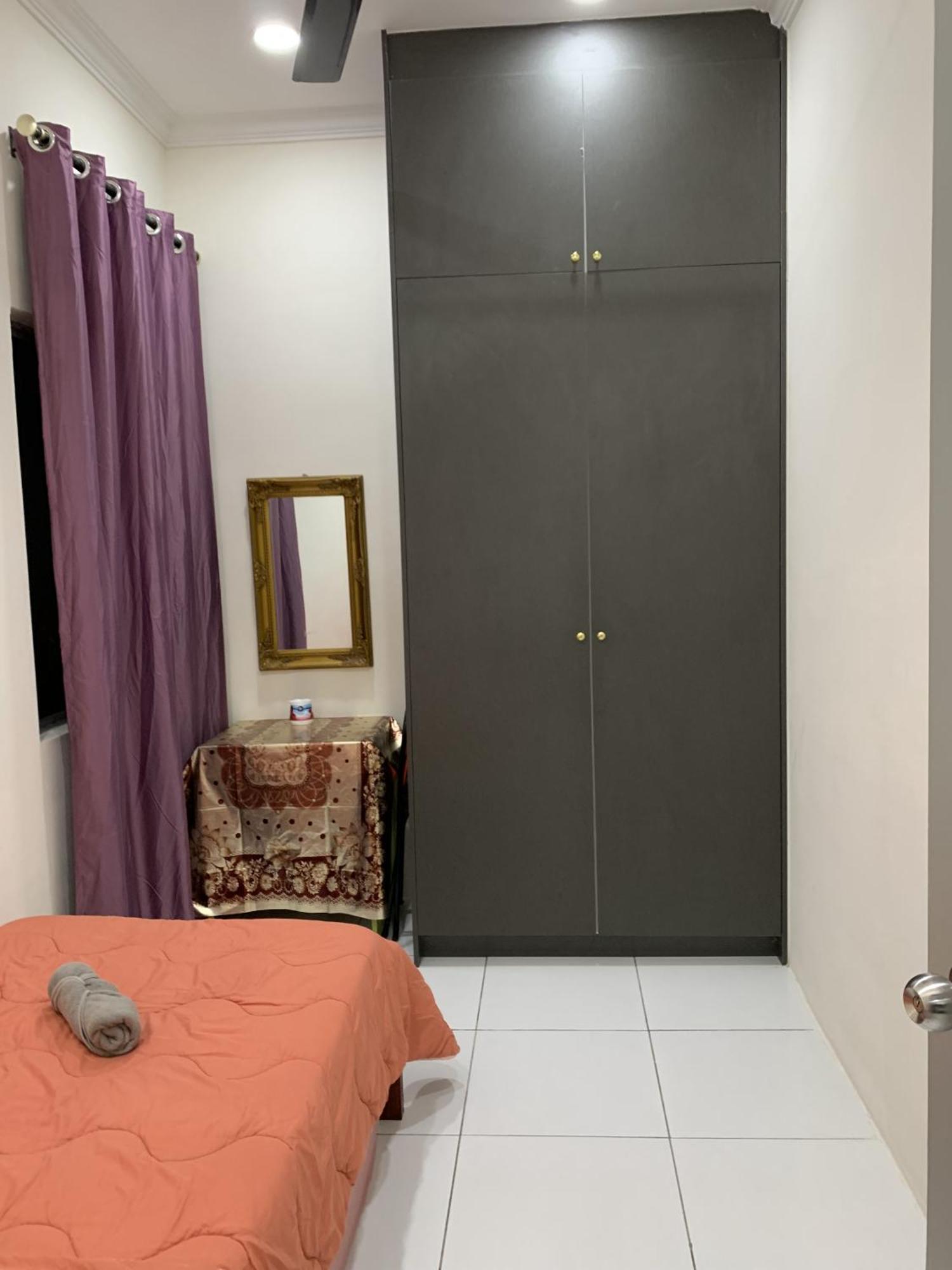 Rosevilla Homestay - 3R2B Fully Aircond Wifi Bandar Puncak Alam Luaran gambar