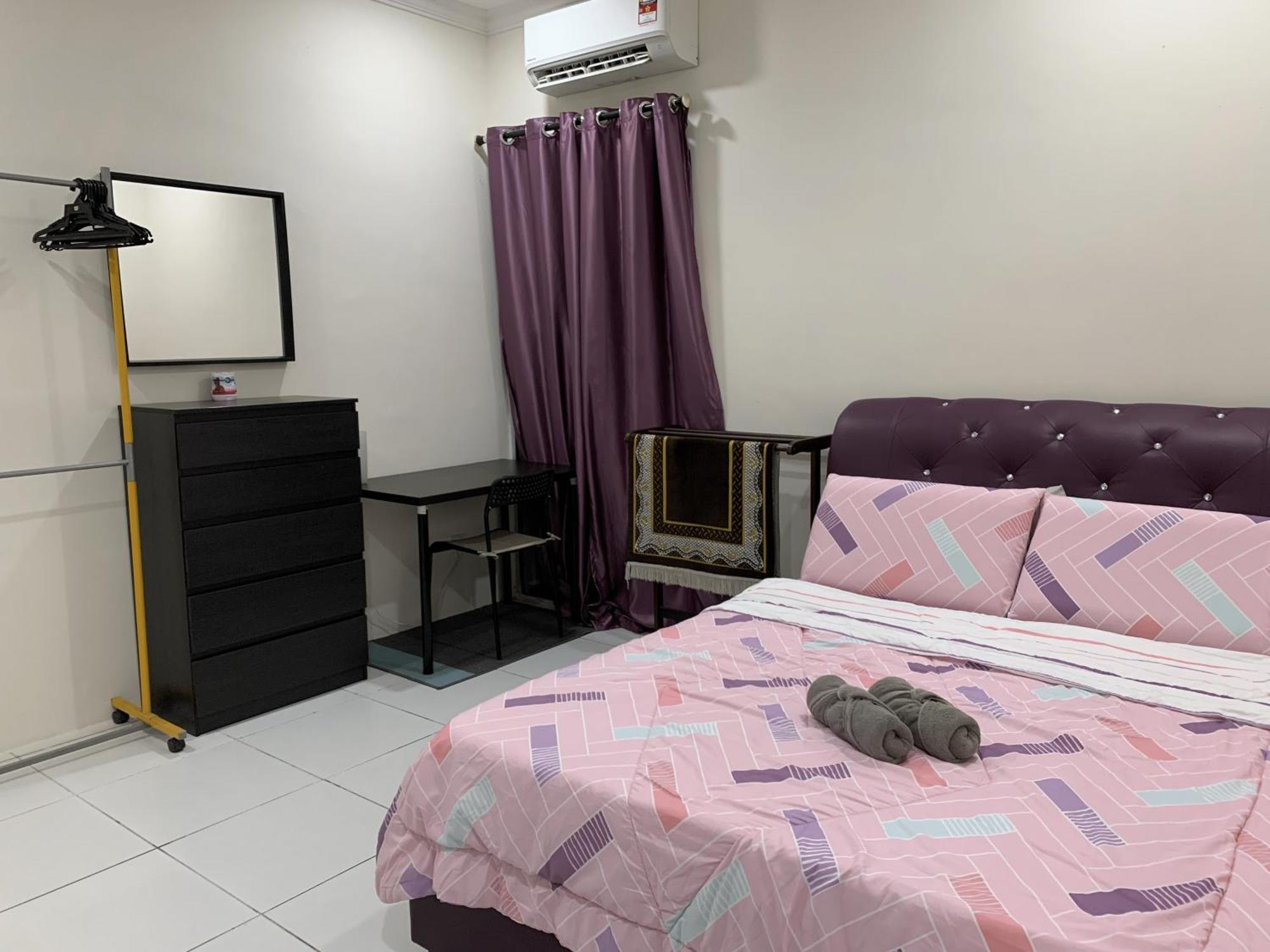 Rosevilla Homestay - 3R2B Fully Aircond Wifi Bandar Puncak Alam Luaran gambar